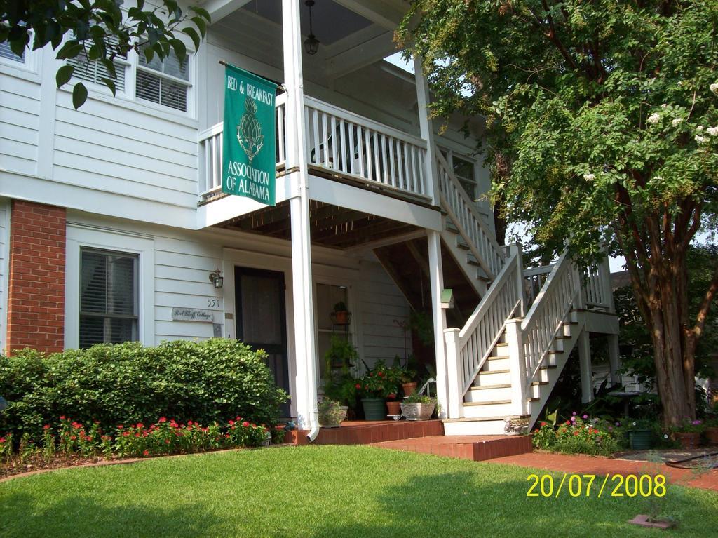 Red Bluff Cottage Bed & Breakfast Montgomery Exterior photo